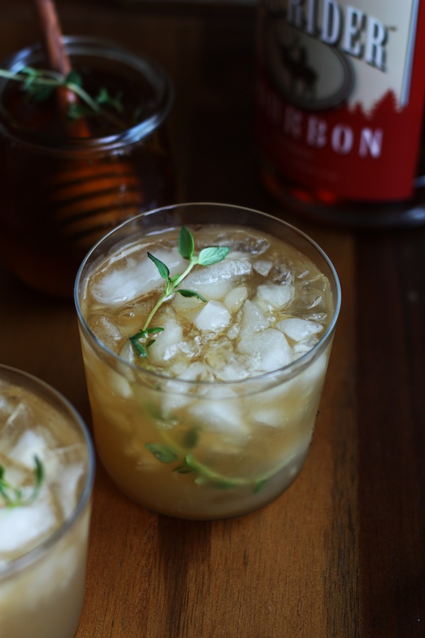 Bourbon-Thyme-Cocktail-Recipe-Set-the-Table