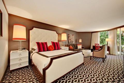 2241284-Riviera-Palm-Springs-A-Noble-House-Resort-Suite-1-DEF